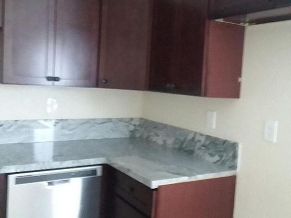 5th image of 1101 Park St