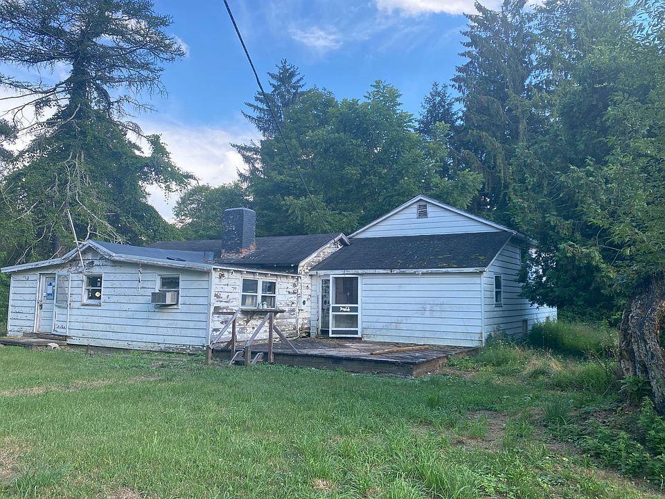 15 Dykeman St, Pawling, NY 12564 Zillow