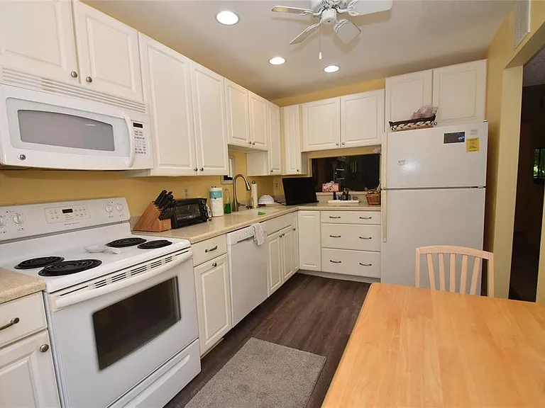 1516 Pelican Cove Rd #GR144 — Photo 5