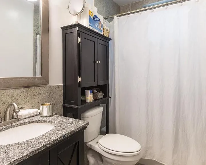 1356 South St #2R — Photo 4