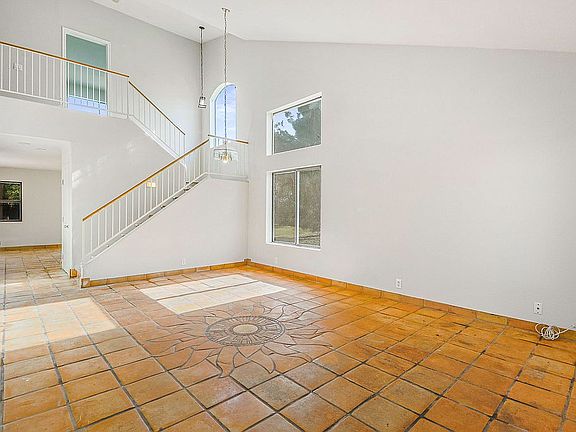 3rd image of 2461 E Wildhorse Pl