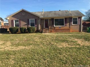 5326 Evanshire Dr, Charlotte, NC 28216