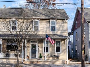 211 N Broad St #211, Lititz, PA 17543