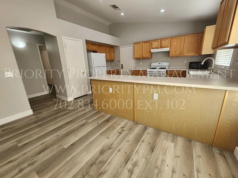 3405 Termination Ct — Photo 6
