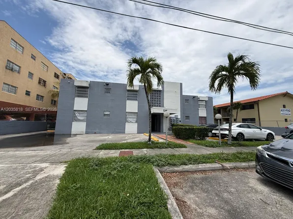 1285 W 26th Pl APT 204, Hialeah, FL 33010