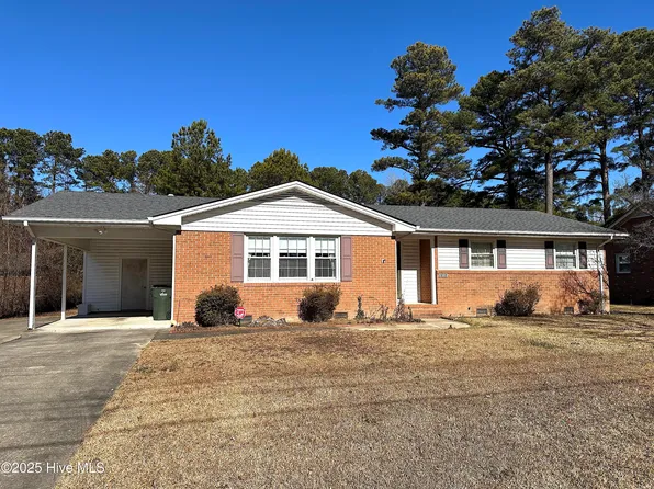 1818 Oakdale Drive W, Wilson, NC 27893