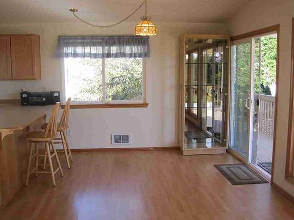 Kitchen with Eating Space