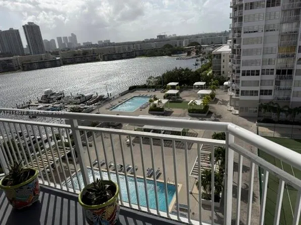 18061 Biscayne Blvd APT 904, Aventura, FL 33160