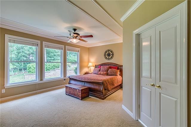 2nd image of 313 Shadow Creek Dr
