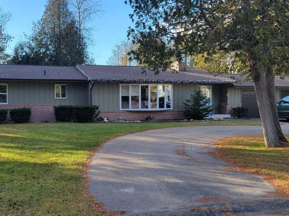 9090 Curtis Dr, Ossineke, MI 49766