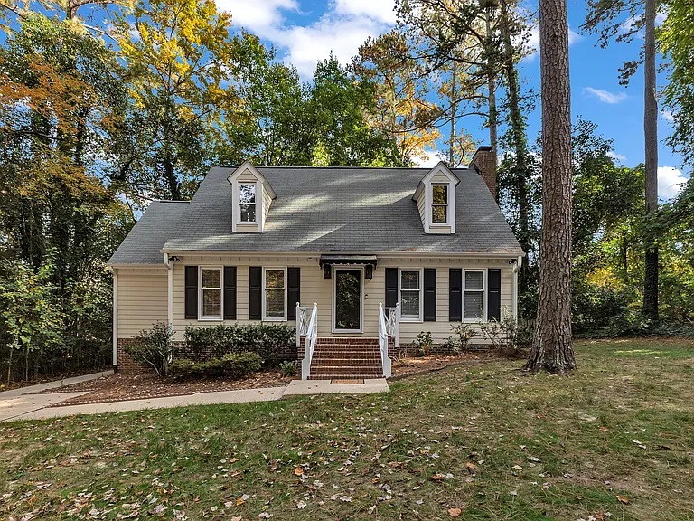 3601 Pewter Pl — Photo 2
