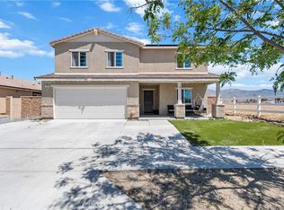 210 W Fruitvale Ave, Hemet, CA 92543