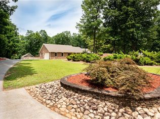442 Rebecca St, Jasper, GA 30143