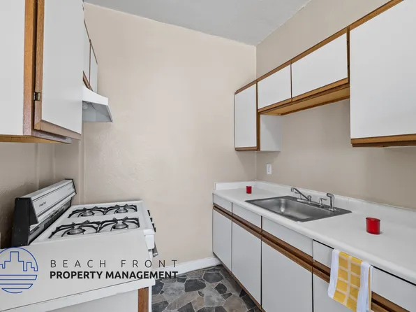 418 S. Normandie Ave