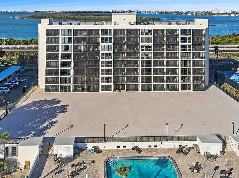 7100 Sunshine Skyway Ln S #503 — Photo 1