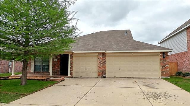 1st image of 1521 Pepperidge Ln