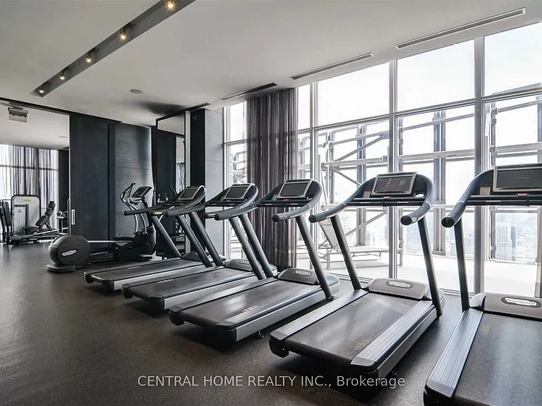 1080 Bay St #3407 — Photo 3