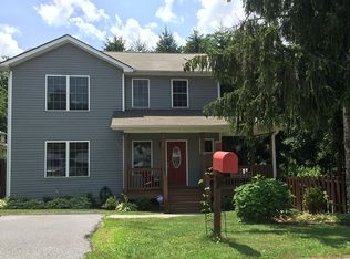 28 Grandview Rd, Asheville, NC 28806