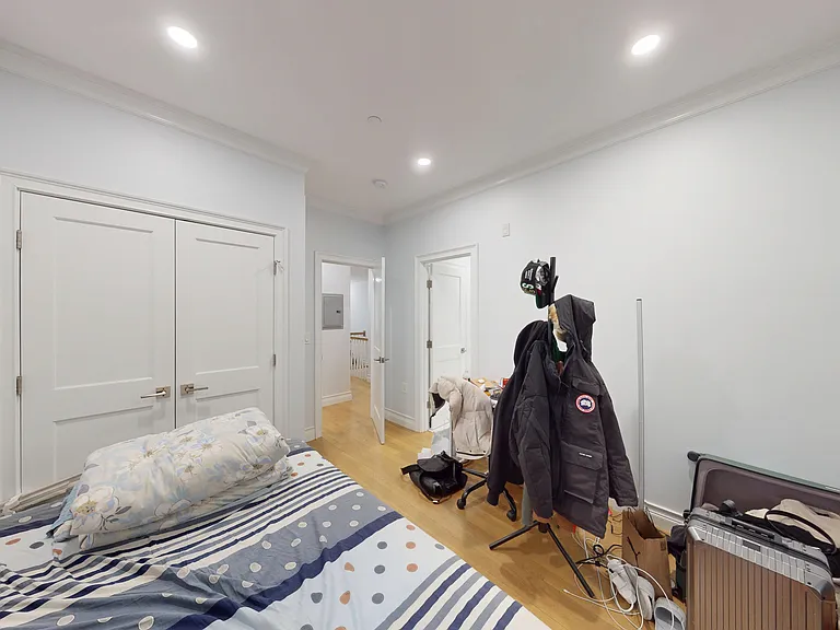 14 Mount Hood Rd #2 — Photo 11
