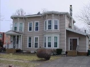 22 Lock St, Phoenix, NY 13135