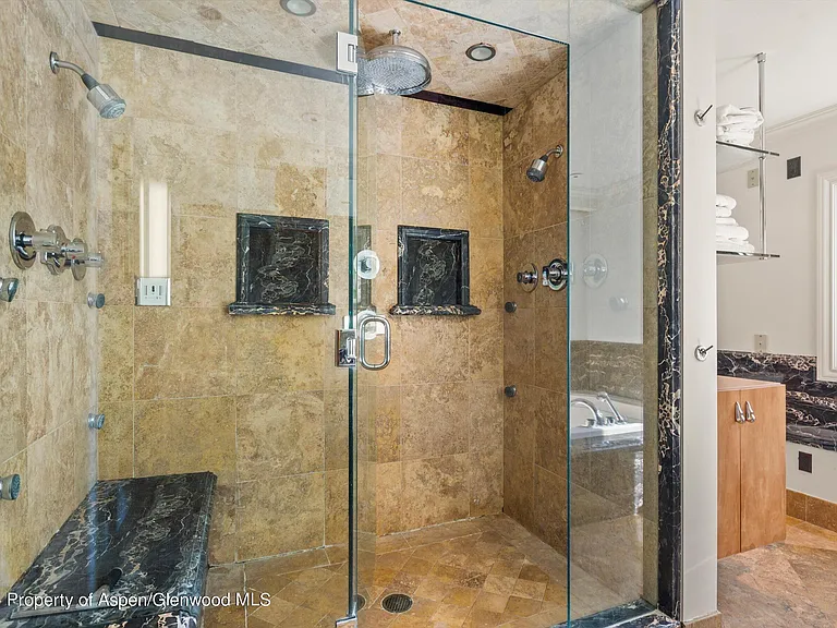 1085 Cemetery Ln #A — Photo 15