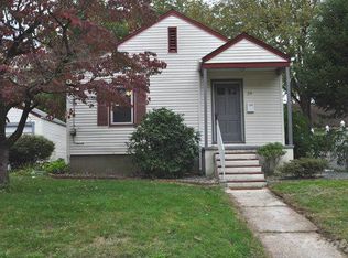 29 School Ln, Cherry Hill, NJ 08002