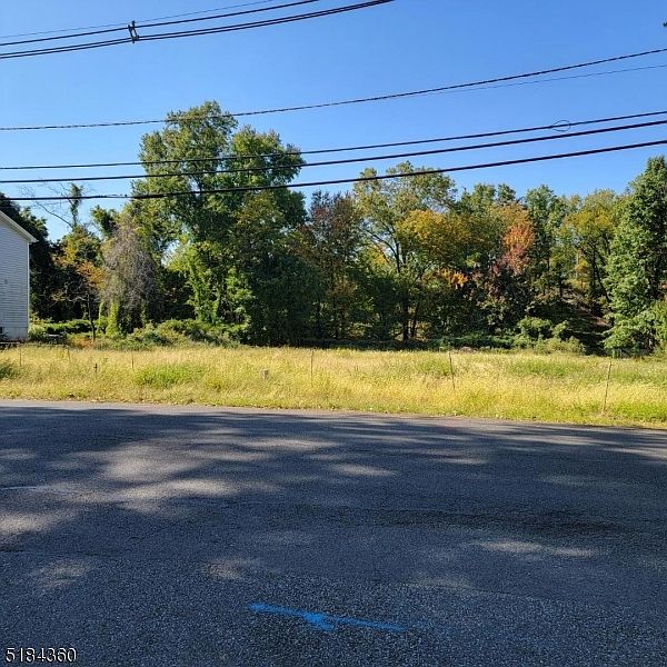 1st image of 127 Bryant Ave