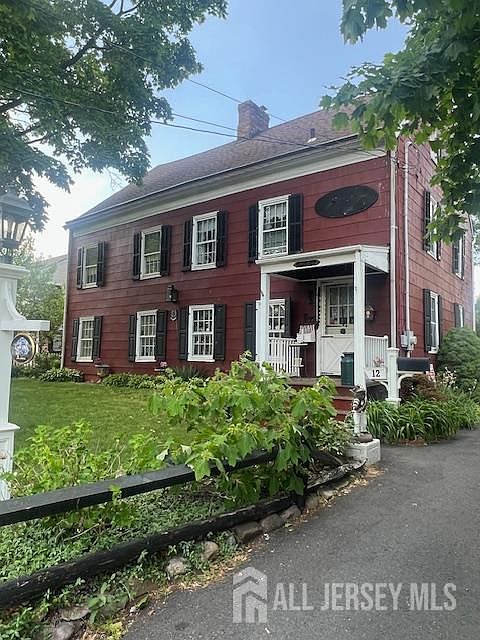 1st image of 12 Freeman St