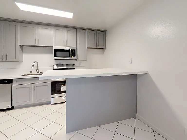 3327 Livonia Ave — Photo 10