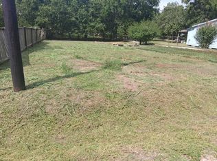 703 E Water St, Victoria, TX 77901