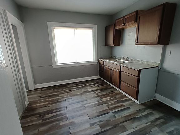 5th image of 17308 Stoepel St