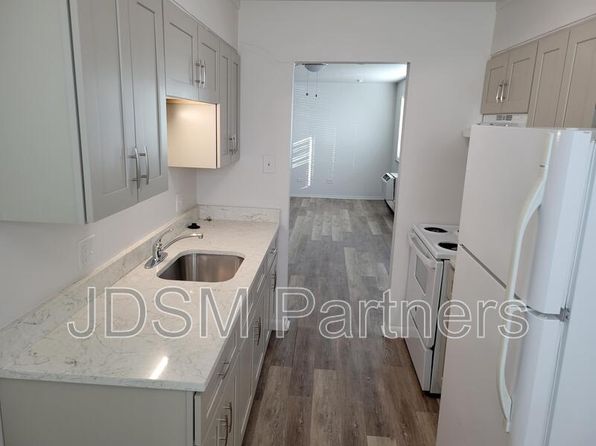 2187 S Depew St #11