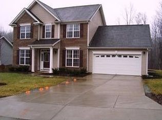 6321 Ridge Haven Rd, Greensboro, NC 27410