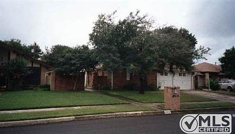 1st image of 8915 Hetherington Dr