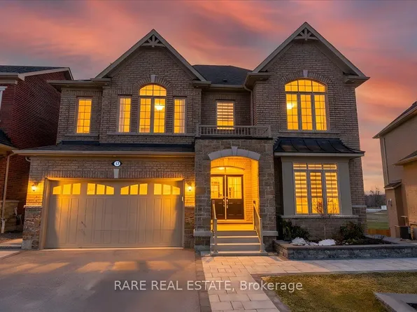 17 Sanford Cir, Springwater, ON L9X 2A8
