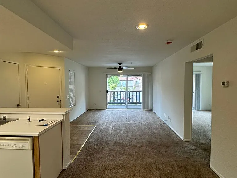 147 N Mine Canyon Rd #F — Photo 3