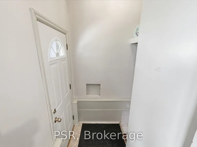 42 Jane St — Photo 24