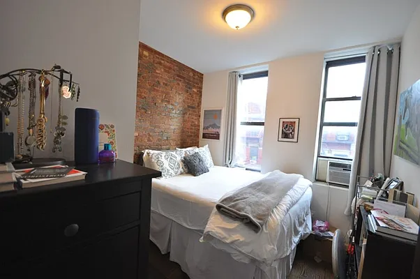 Rented by REAL New York | media 14