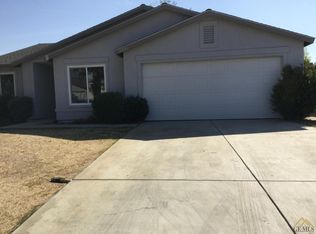 6318 Straub Ln, Bakersfield, CA 93307