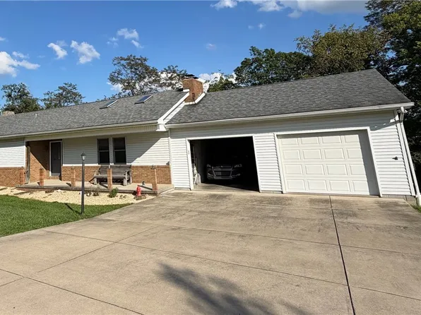 68988 Clearview Acres Rd, Bridgeport, OH 43912