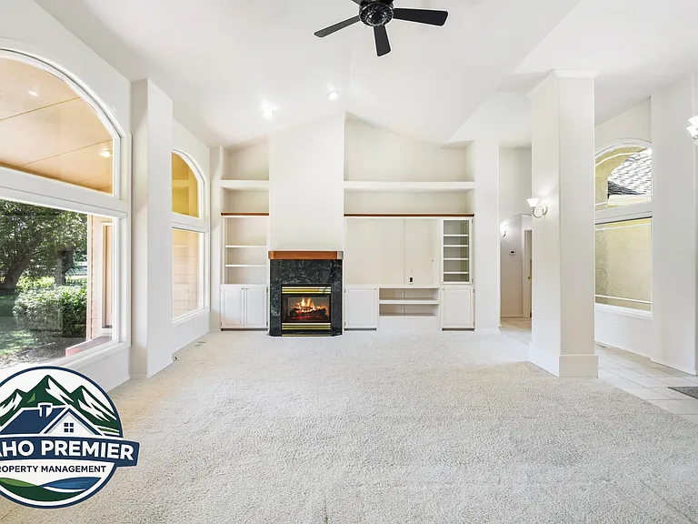 418 E Trailside Dr — Photo 10