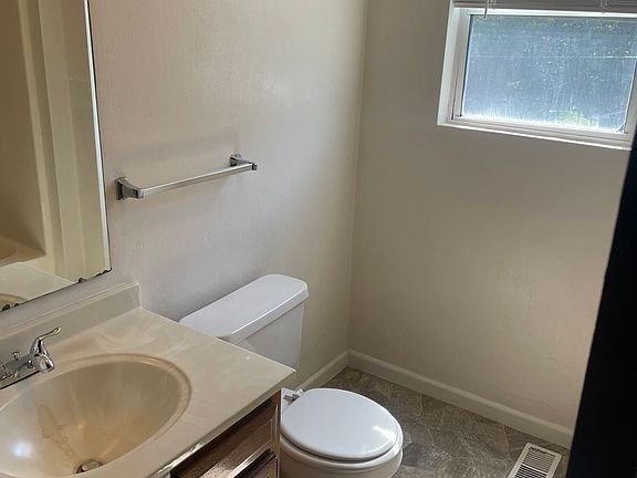 4th image of 1875 Nathan Ave APT 1