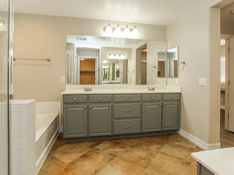 5809 Magic Oak St — Photo 10