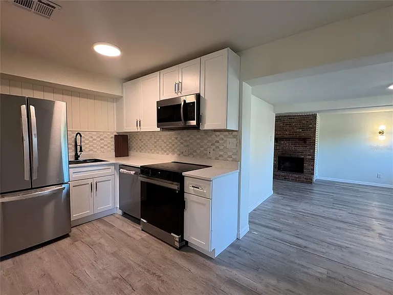7224 Valiant Ct — Photo 21