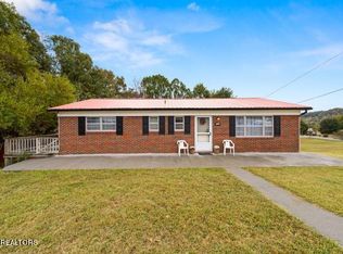 126 Mallicoat Ln, Bean Station, TN 37708