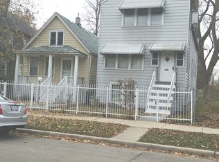 7040 S Woodlawn Ave, Chicago, IL 60637