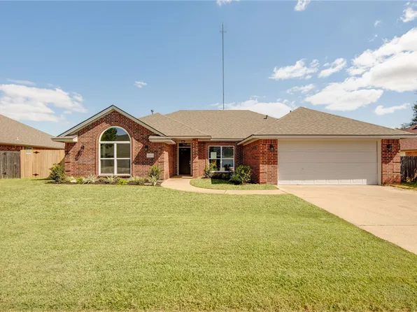 4205 Bedford Ct, Bryan, TX 77802