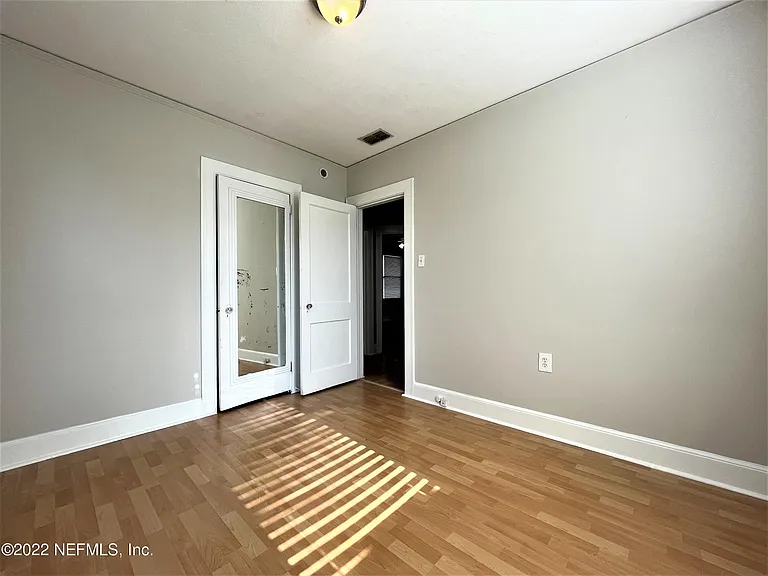 5324 Fremont St — Photo 16