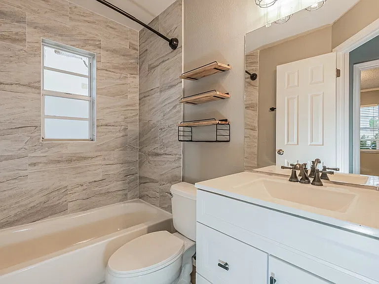 9715 Little Pond Way — Photo 14