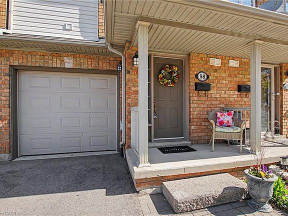 3rd image of 100 Beddoe Dr #98
